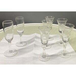 Set Of 5 Etched Elegant Berry Leaf Cordial Glasses&2 Plain Liqueur All Footed 4"